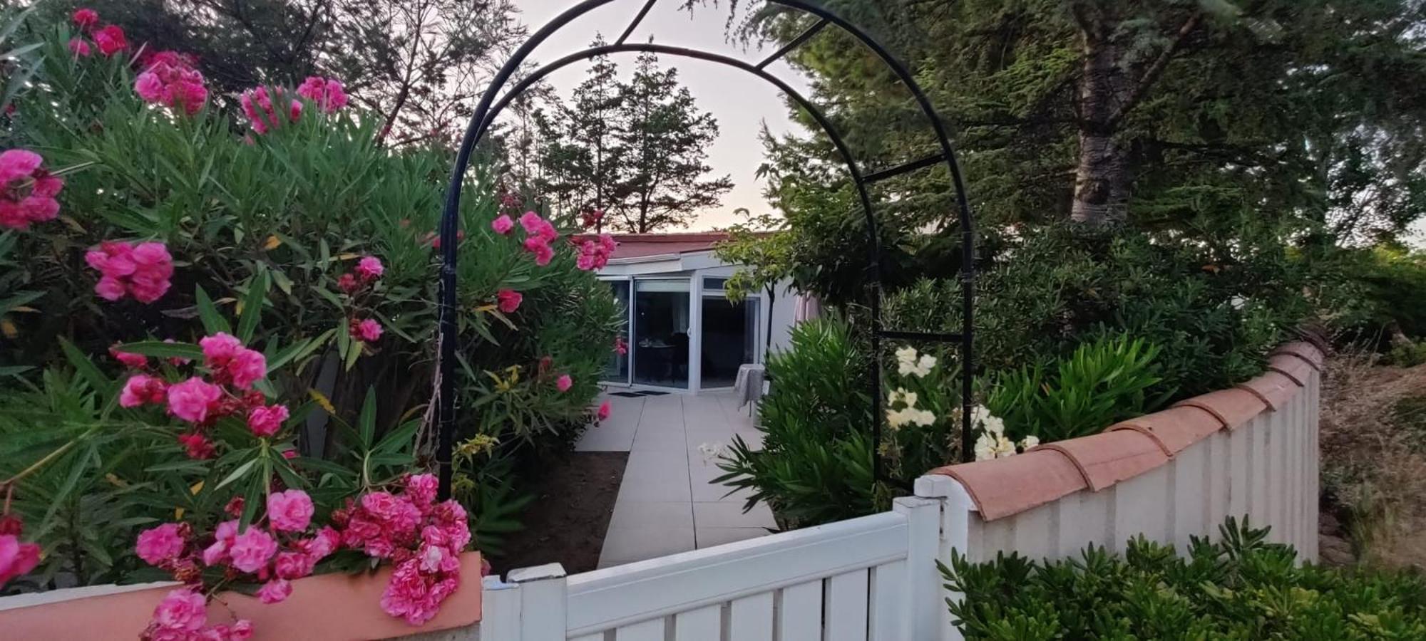 Maison Jardin Wifi - 100 m plage sauvage - 20 min Perpignan Torreilles Buitenkant foto